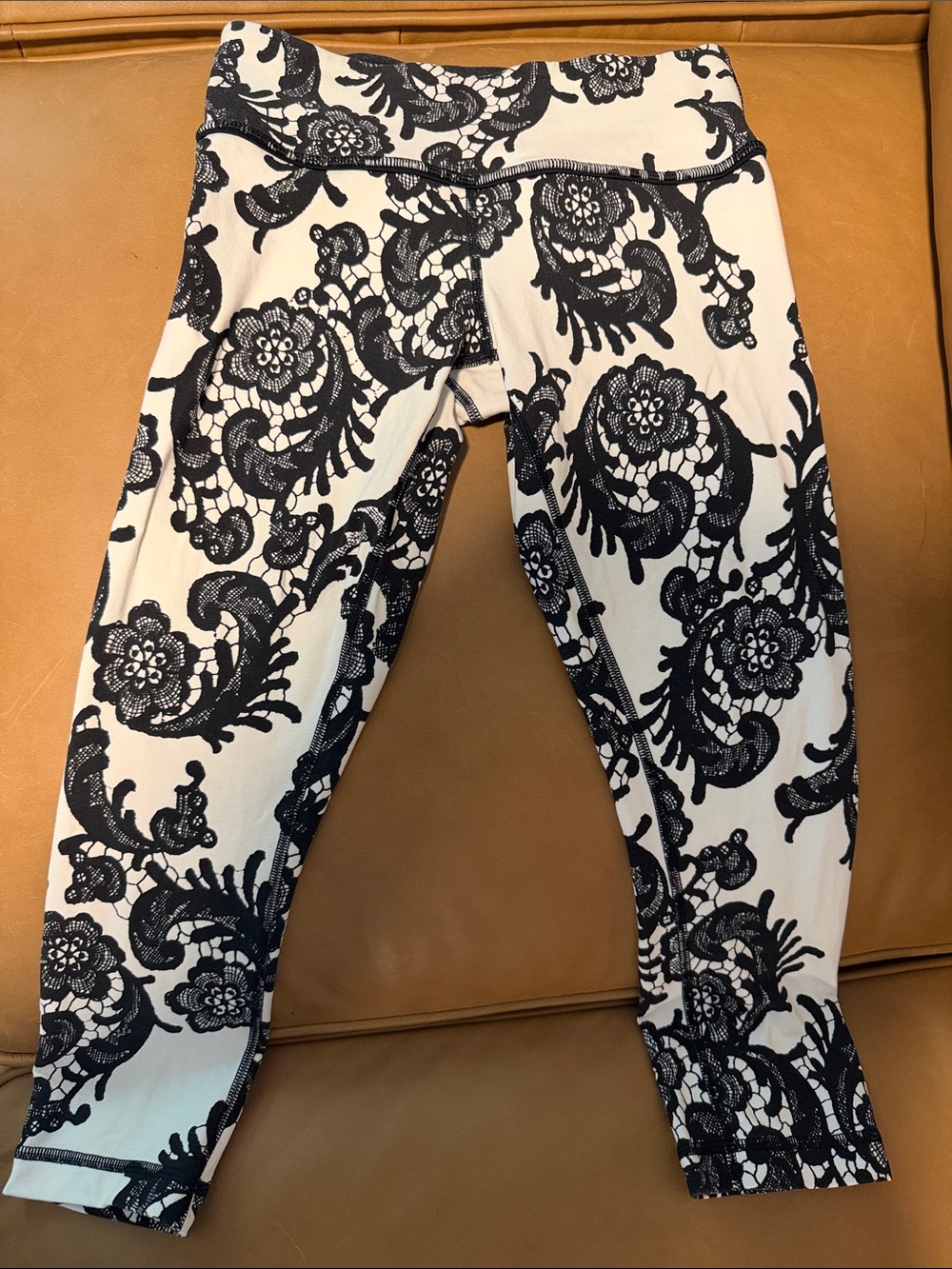 lululemon athletica Black & White Floral Lace-Print Leggings